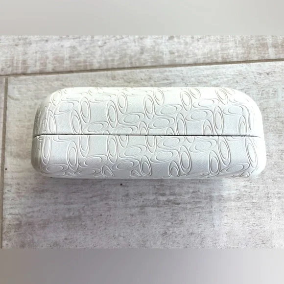 Oakley Green Aviator Sunglasses - Picture 8 of 8